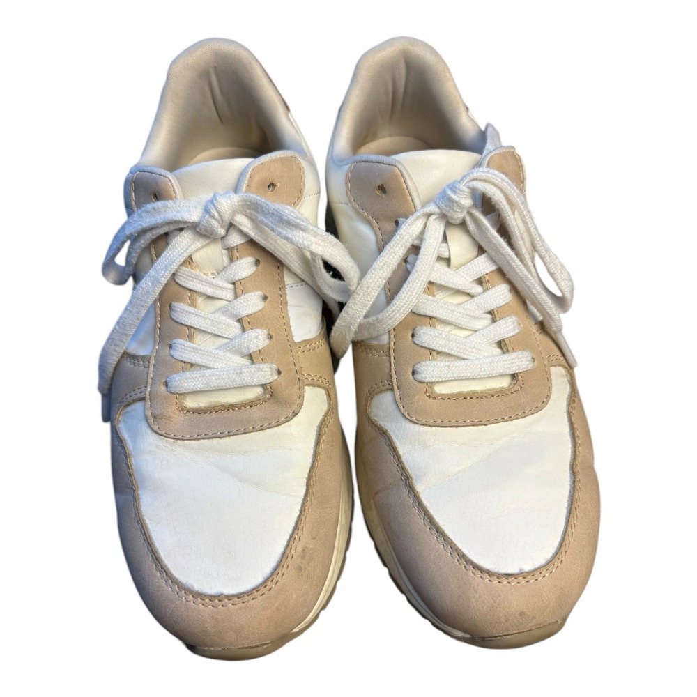 Time and Tru Women's Sneakers Size 8 White Beige Lace-Up Memory Foam‎ Casual